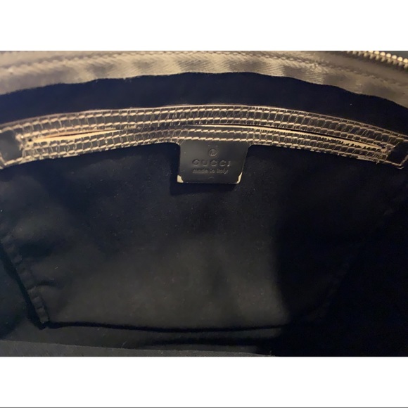 Gucci Signature White Handbag - Picture 6 of 9